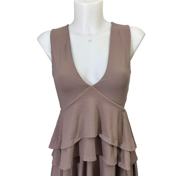 SUSANA MONACO Beige Tiered Ruffle Fit & Flare Short Dress, V neck size small NEW - Picture 2 of 8